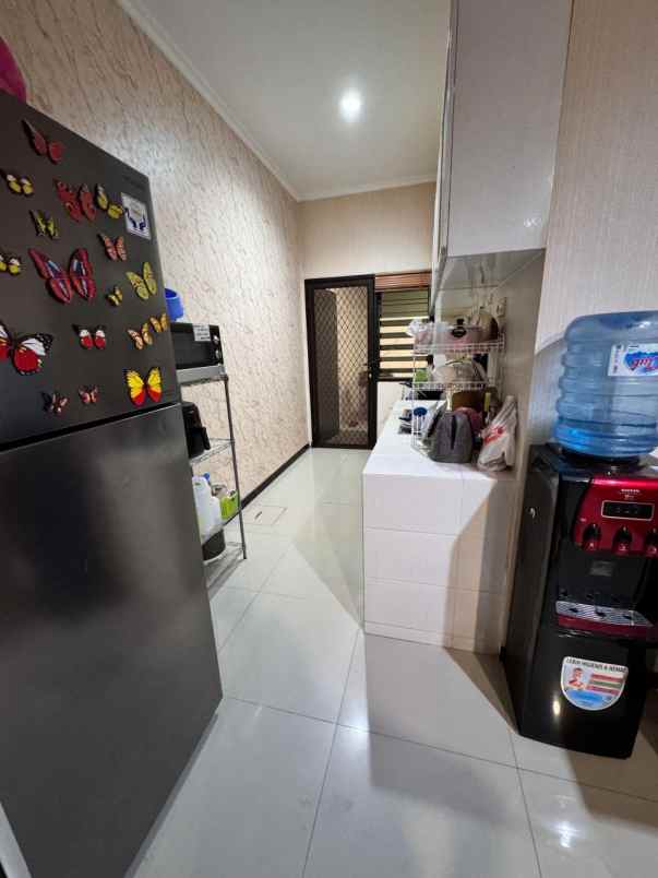 rumah lebak arum terawat furnish