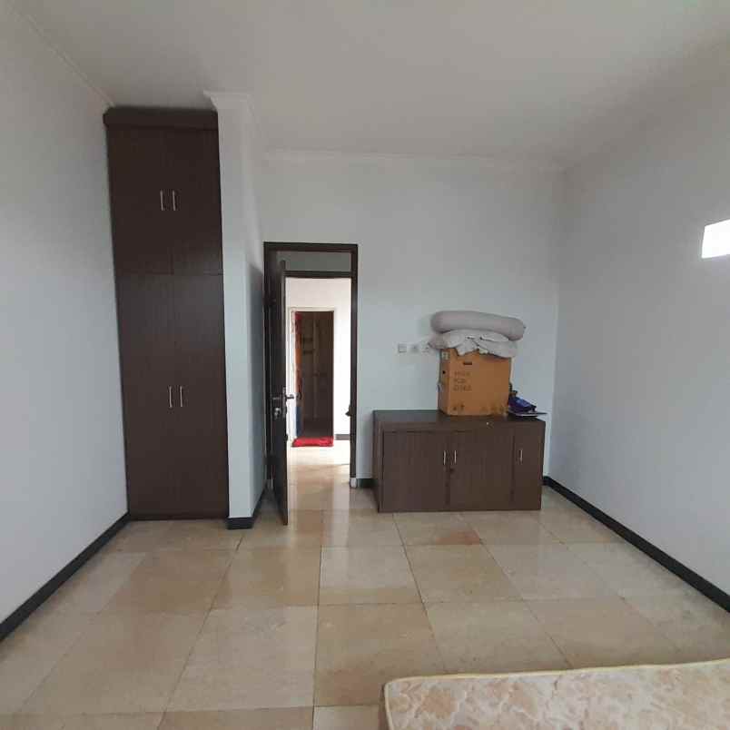 rumah lokasi strategis di bji mekarsari bekasi timur