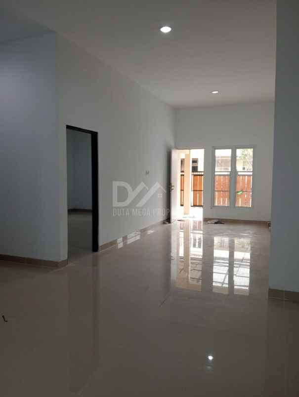 rumah luas 1 lantai di villa melati mas bsd