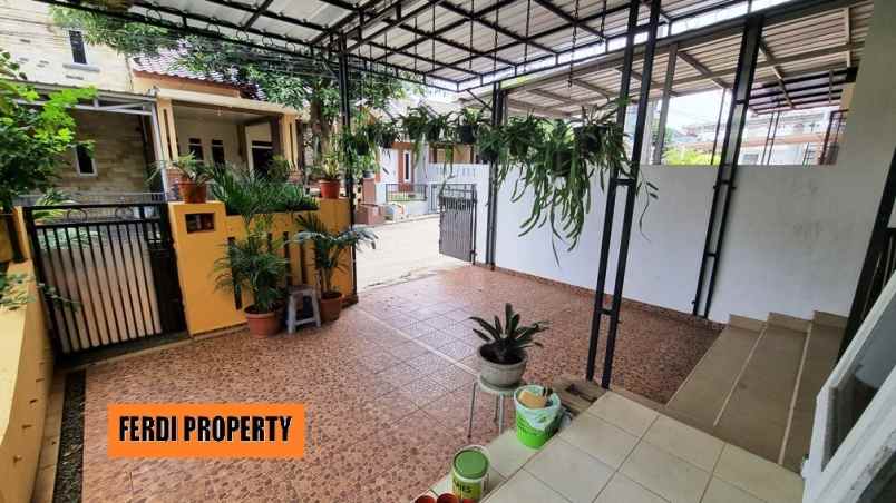 rumah luas cantik murah bukit golf cibubur