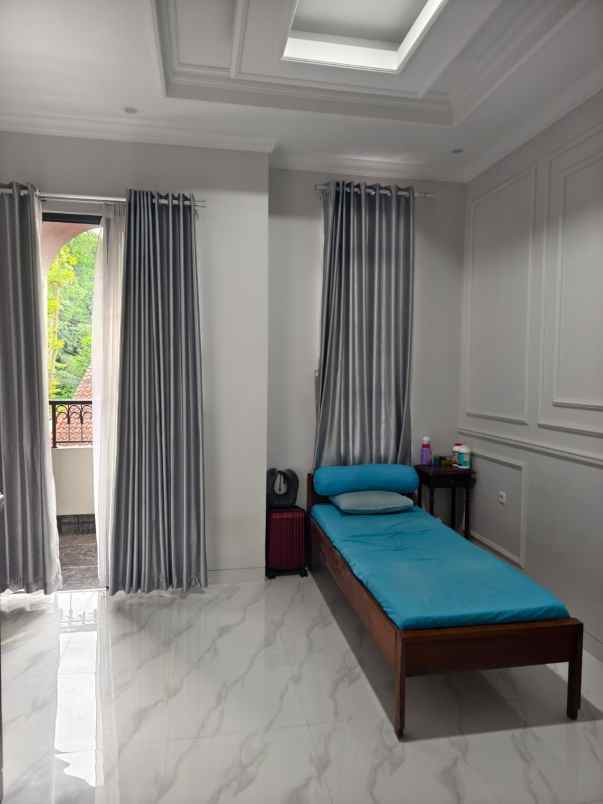 rumah mewah 2 lt kalimulya depok