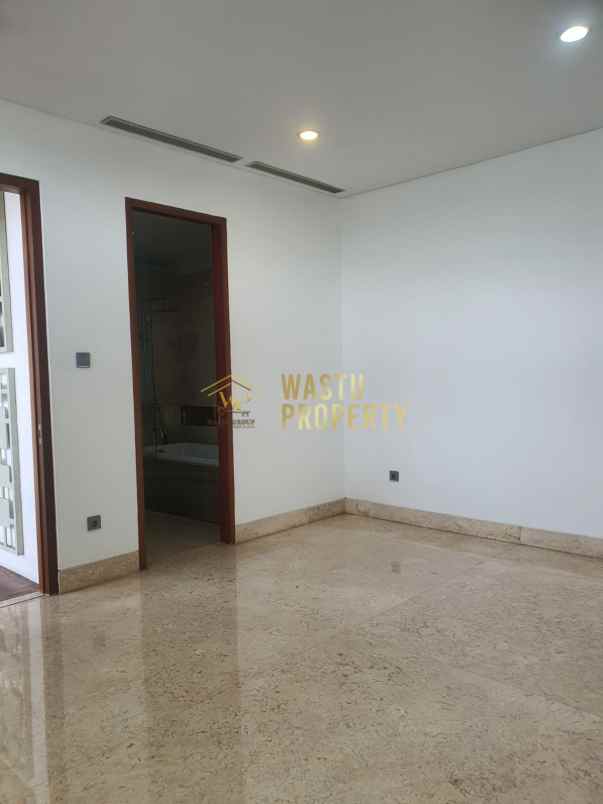 rumah mewah elit di kebayoran lama jakarta selatan