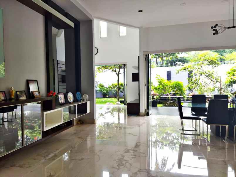 rumah mewah luas taman telaga golf bsd turun harga