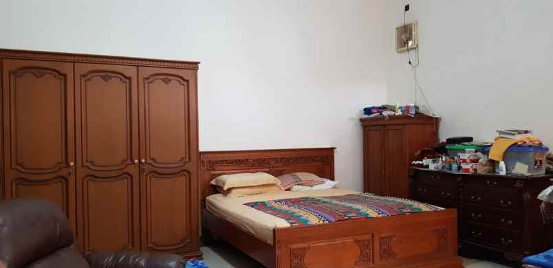 rumah mewah surabaya selatan