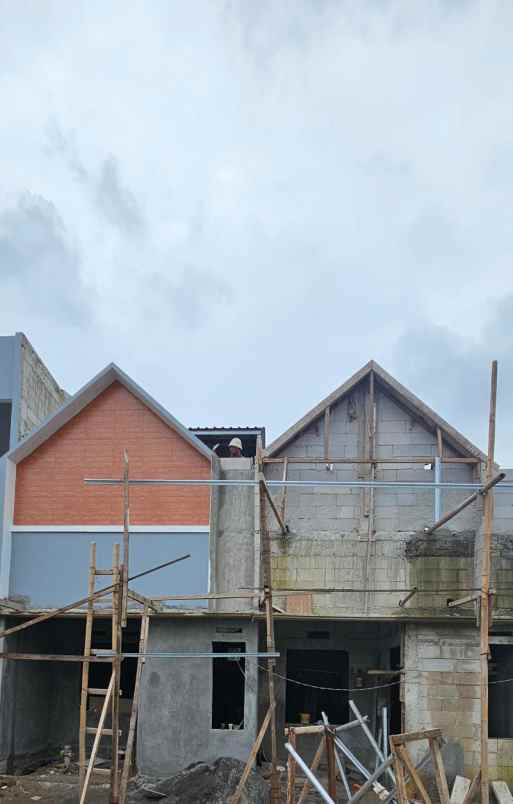 rumah minimalis bintara dekat krl cakung