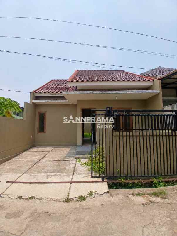 rumah minimalis dengan tanah luas di cipayung depok
