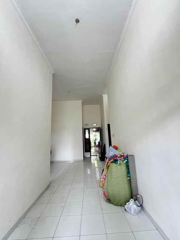 rumah minimalis siap huni di bantaran kota malang