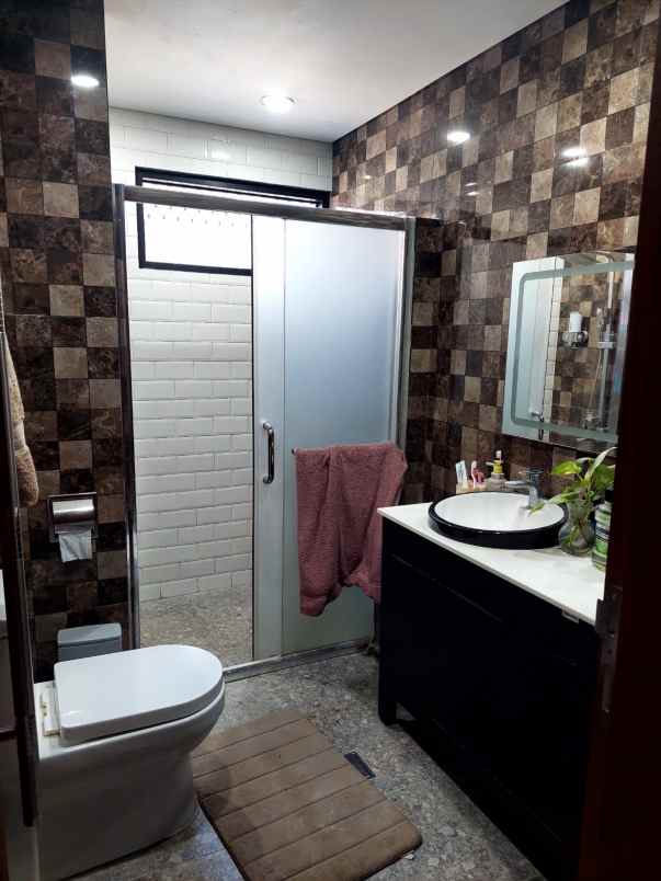 rumah minimalist modern di canggu utara bali