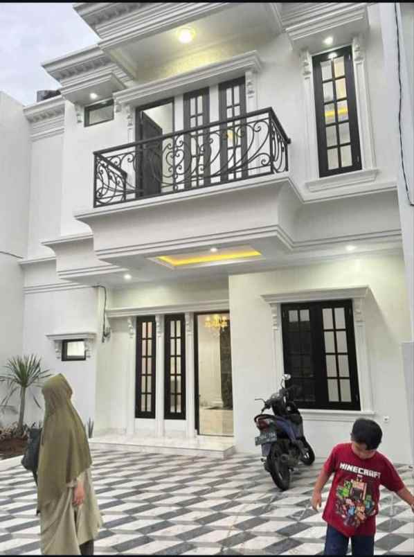 rumah modern 2 lantai jagakarsa