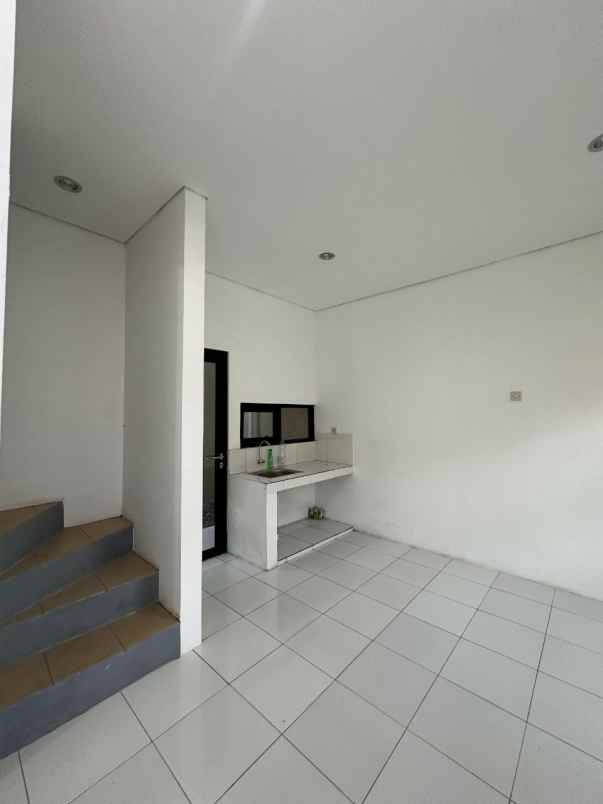 rumah murah baru hanya 3 6 km ke upi setiabudi bandung