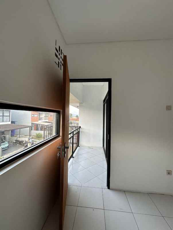 rumah murah baru hanya 3 6 km ke upi setiabudi bandung