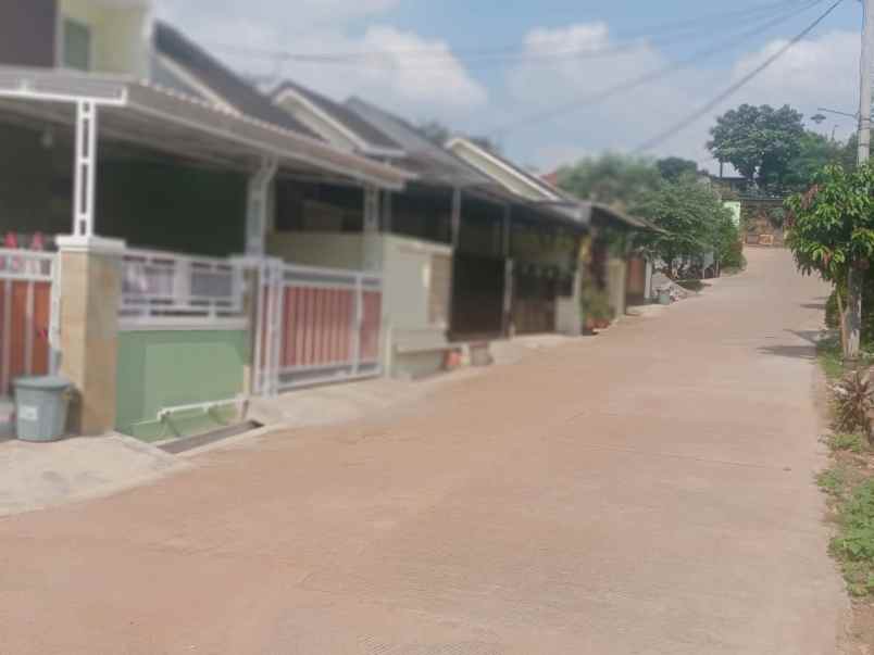 rumah murah di kawasan elit dekat kota wisata cibubur
