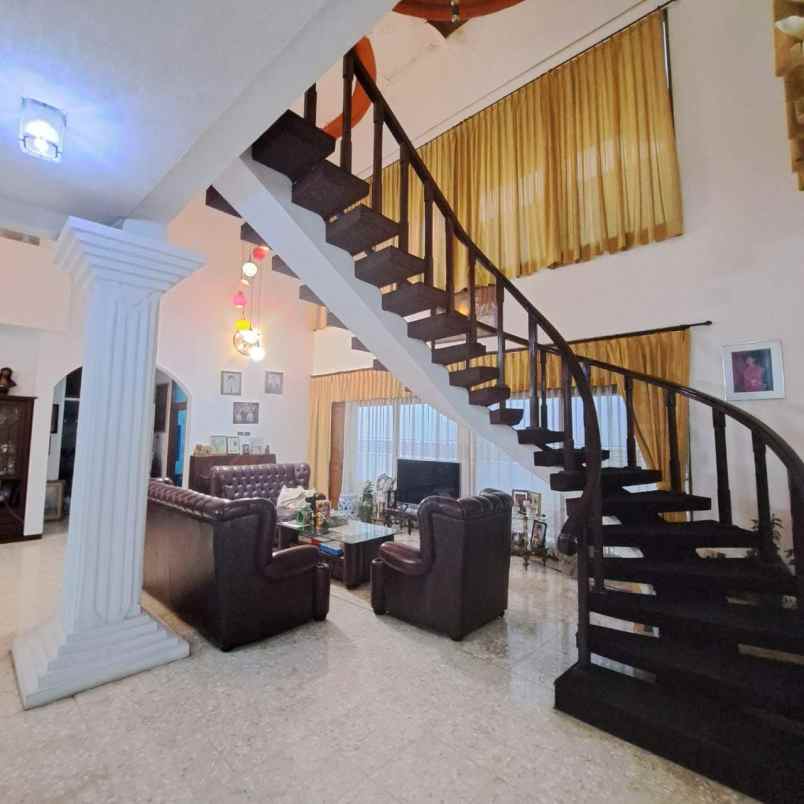 rumah permata hijau jakarta selatan