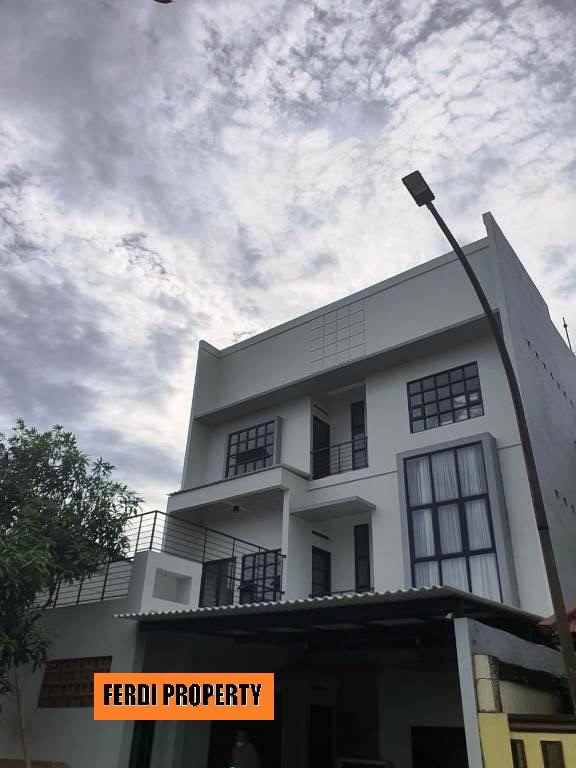 rumah perumahan citra gran cibubur