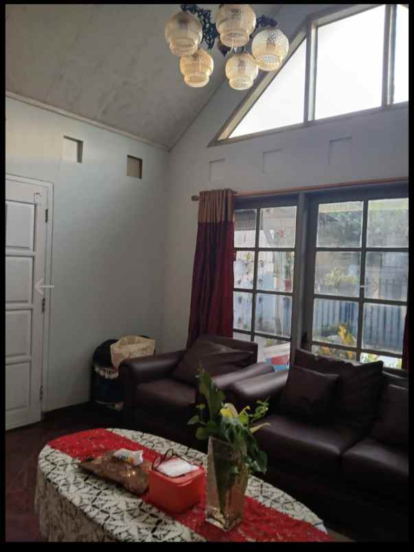 rumah plus paviliun full furnished di sukaati bandung