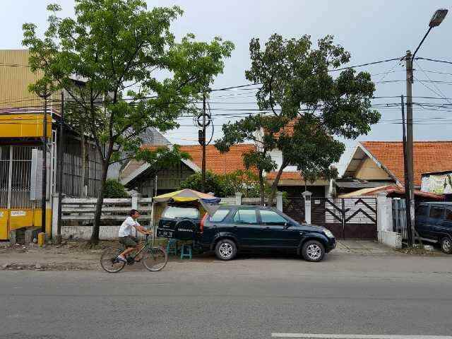rumah raya rungkut madya sederetan mc d dekat merr