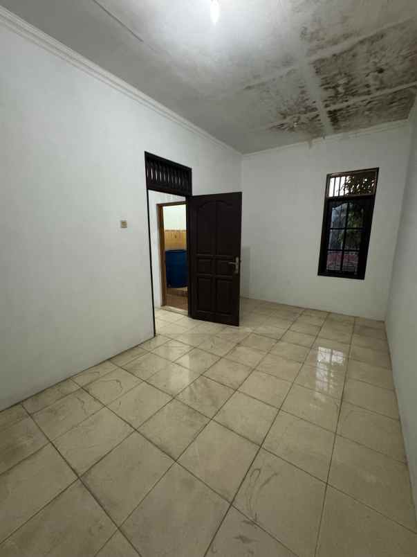 rumah ready siap huni dekat gerbang tol manyaran