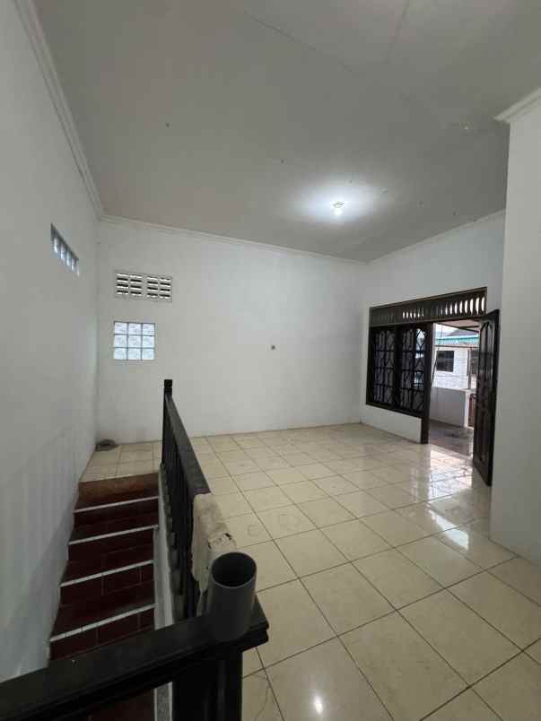 rumah ready siap huni dekat gerbang tol manyaran