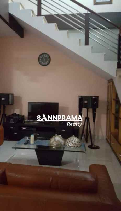 rumah second 2 lantai di grand galaxy city bekasi