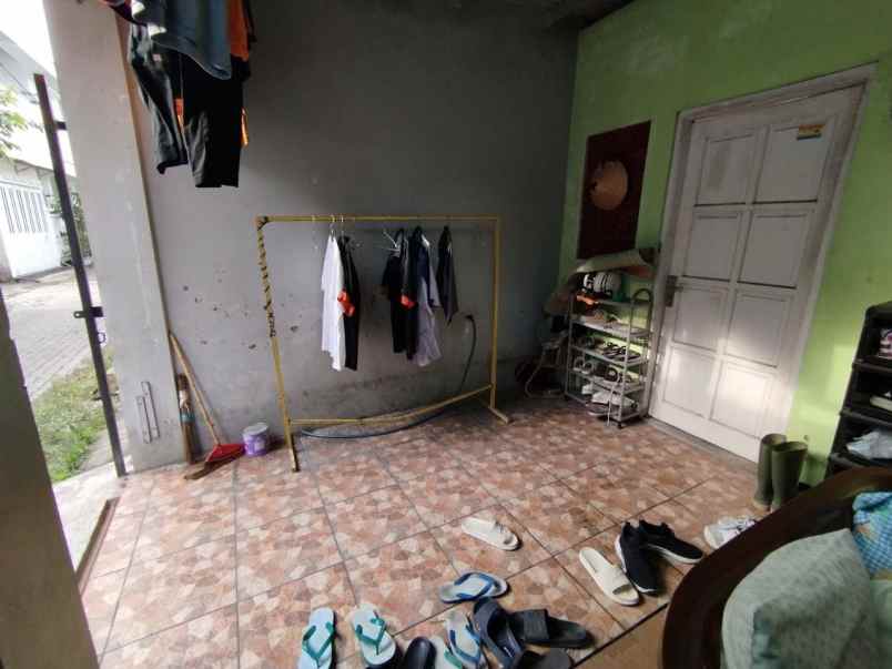 rumah second full bangunan siap huni di solo utara