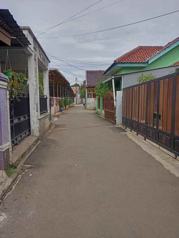 rumah second siap huni di kukusan depok