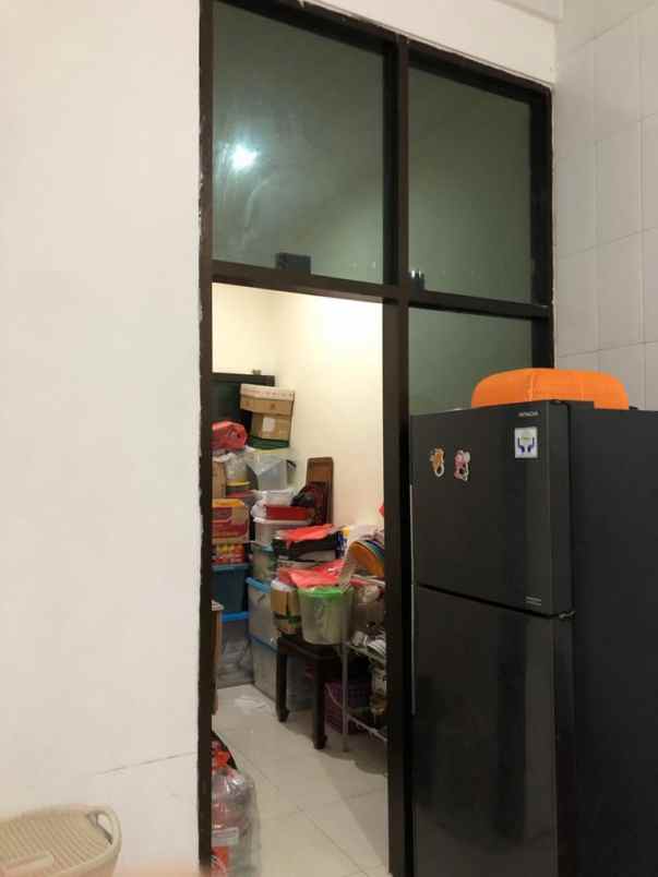 rumah siap huni 1 5 lantai di pondok candra indah