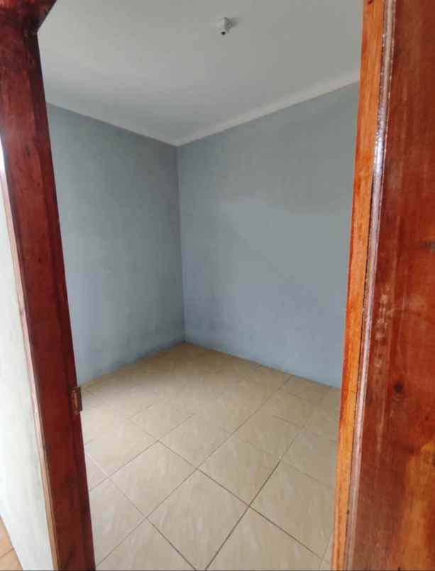 rumah siap huni dekat stasiun