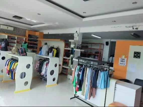 rumah usaha dan gudang