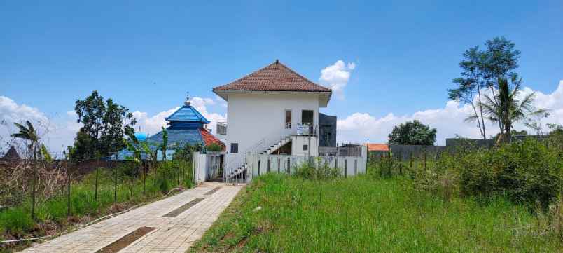 rumah villa luas murah super strategis di kota batu