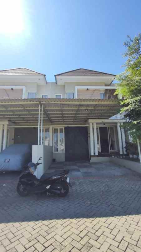 rumah wisata semanggi surabaya minimalis