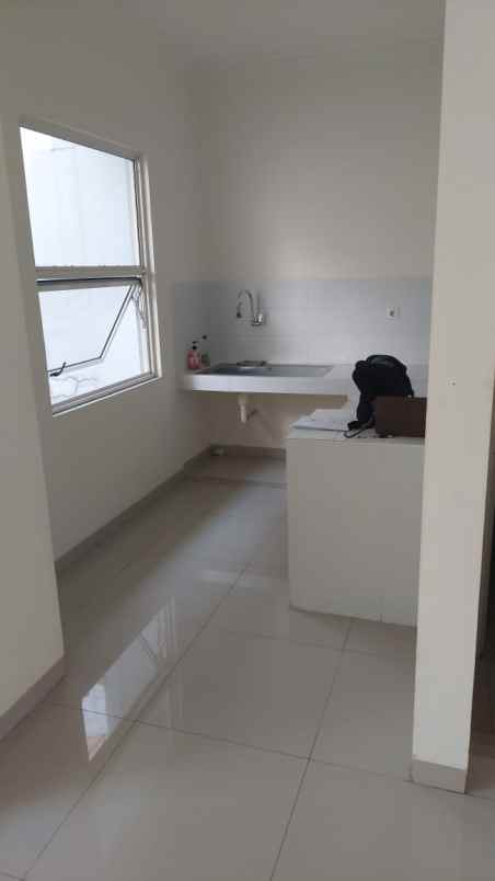 sewa rumah cluster bahana suvarna sutera tangerang