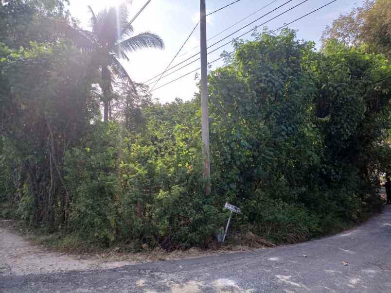 strategis 831 m dekat pantai jalan raya