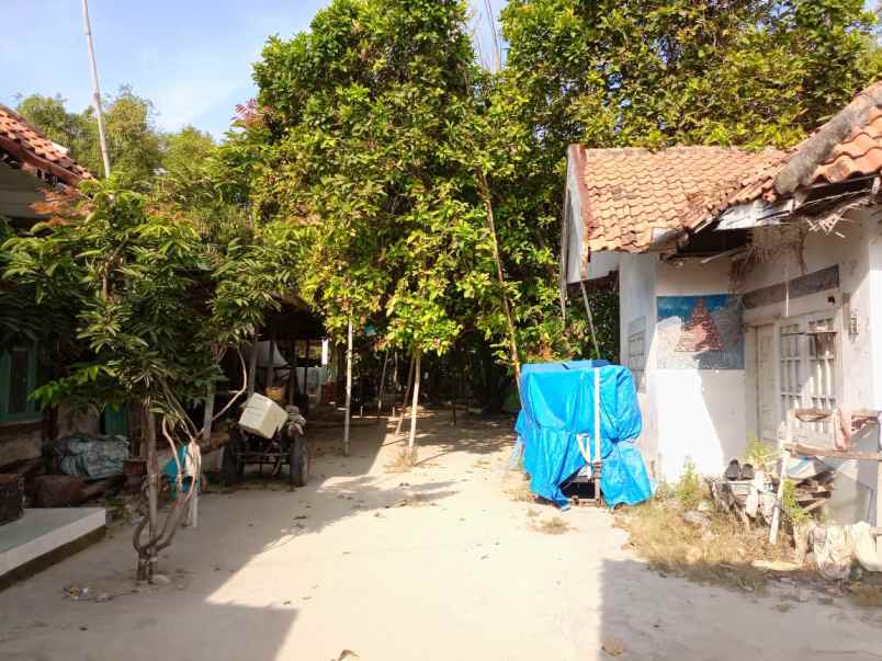 strategis 831 m dekat pantai jalan raya