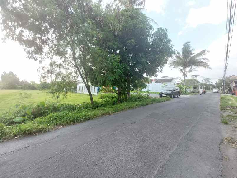 tanah banyuraden dekat playground gamping