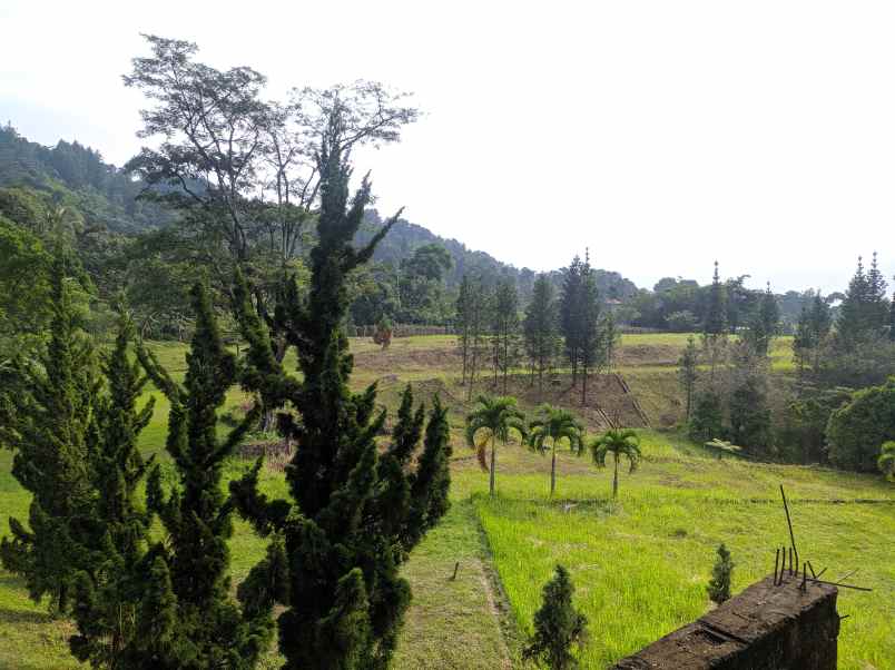 tanah bukit pelangi gunung geulis