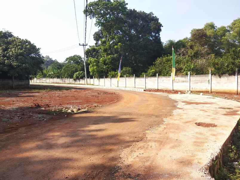 tanah jalan alternatif kota