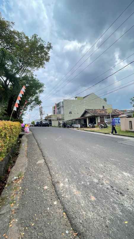 tanah pinggir jalan palembang dekat sman 17 plus