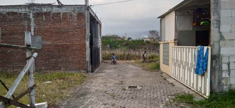 tanah subur setrategis harga bagus di temas kota batu