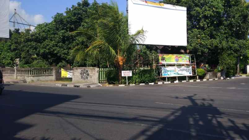 tanah super strategis di jalan raya utama kuta bali