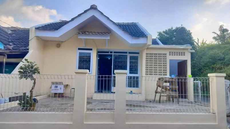 termurah dijual rumah bebas banjir di cipageran