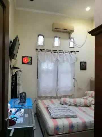 town house premium pekayon bekasi selatan 5 kt art shm