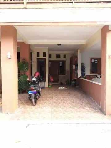 town house premium pekayon bekasi selatan 5 kt art shm