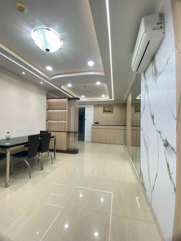 apartemen 3 br siap huni di tower paris frenchwalk moi