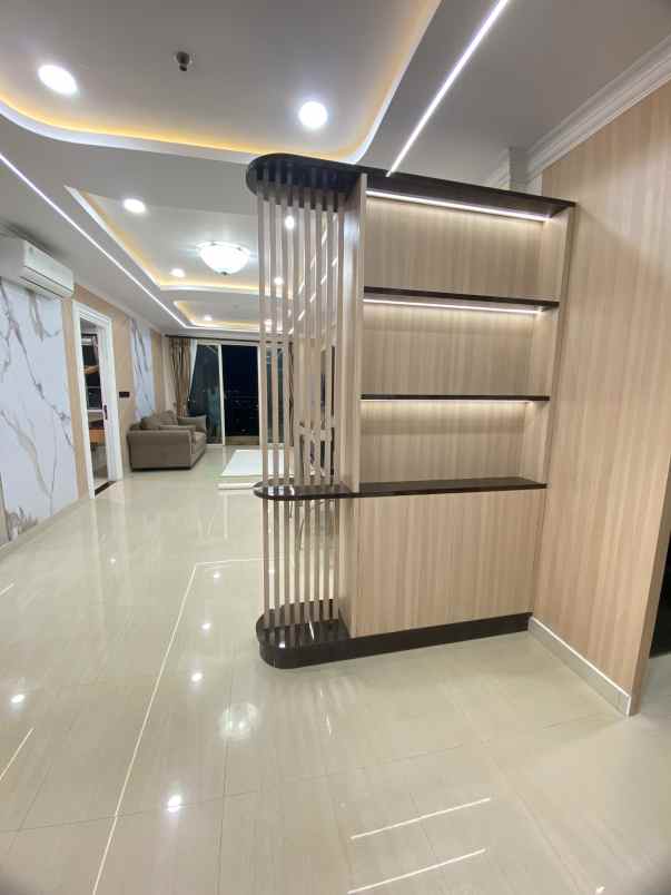 apartemen 3 br siap huni di tower paris frenchwalk moi