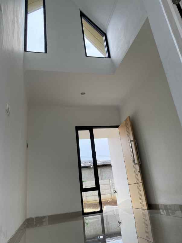 bebas banjir ruamh siap huni