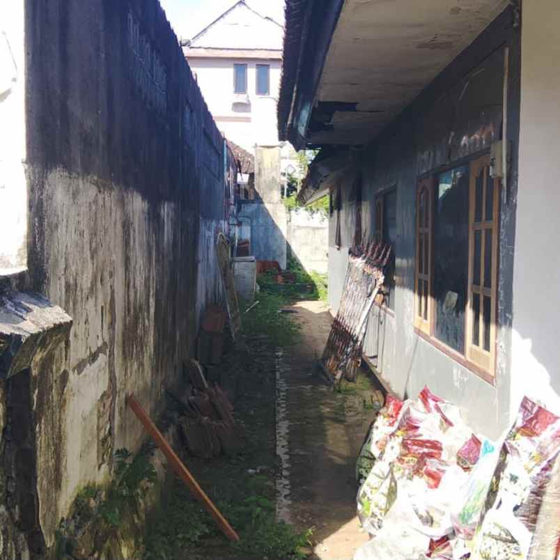 dijual 2 are jl nusantara oleh krisna tuban kuta