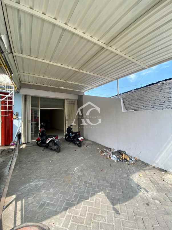 dijual 2 ruko 2 lantai di sigura gura malang