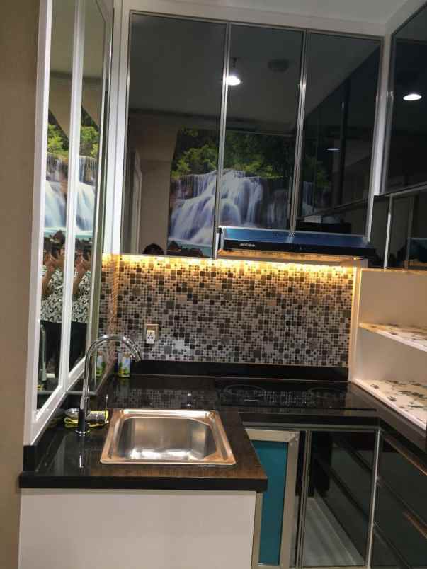 dijual apartemen apartemen the peak