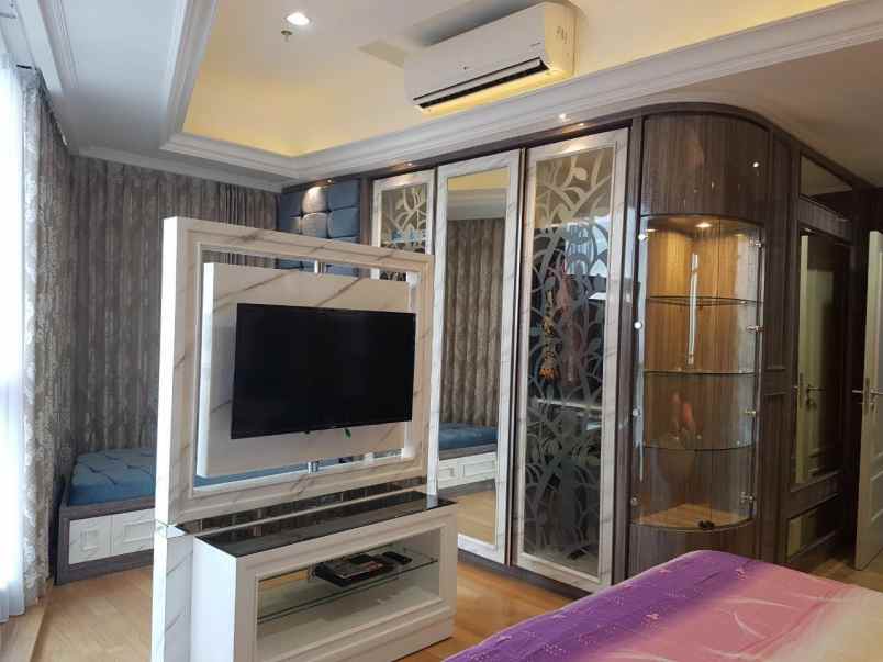 dijual apartemen apartemen the peak