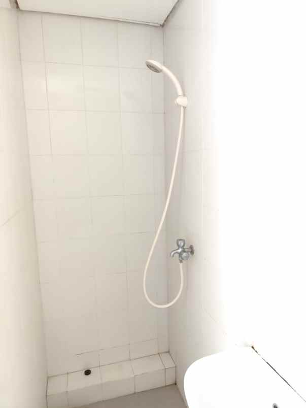 dijual apartemen gunawangsa tidar
